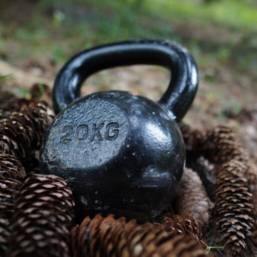 cropped kettlebell